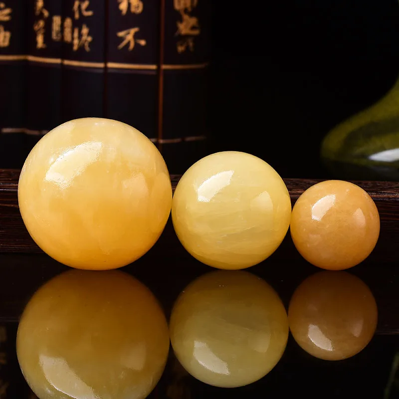 Natural topaz ball stone grinding jade ball play pieces home decoration