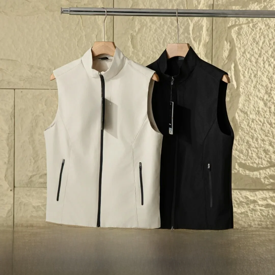 

Lightweight Windproof Waterproof Golf Leisure Men's Outdoor Sports Vest Stand Collar Jaet Zipper Closure Color