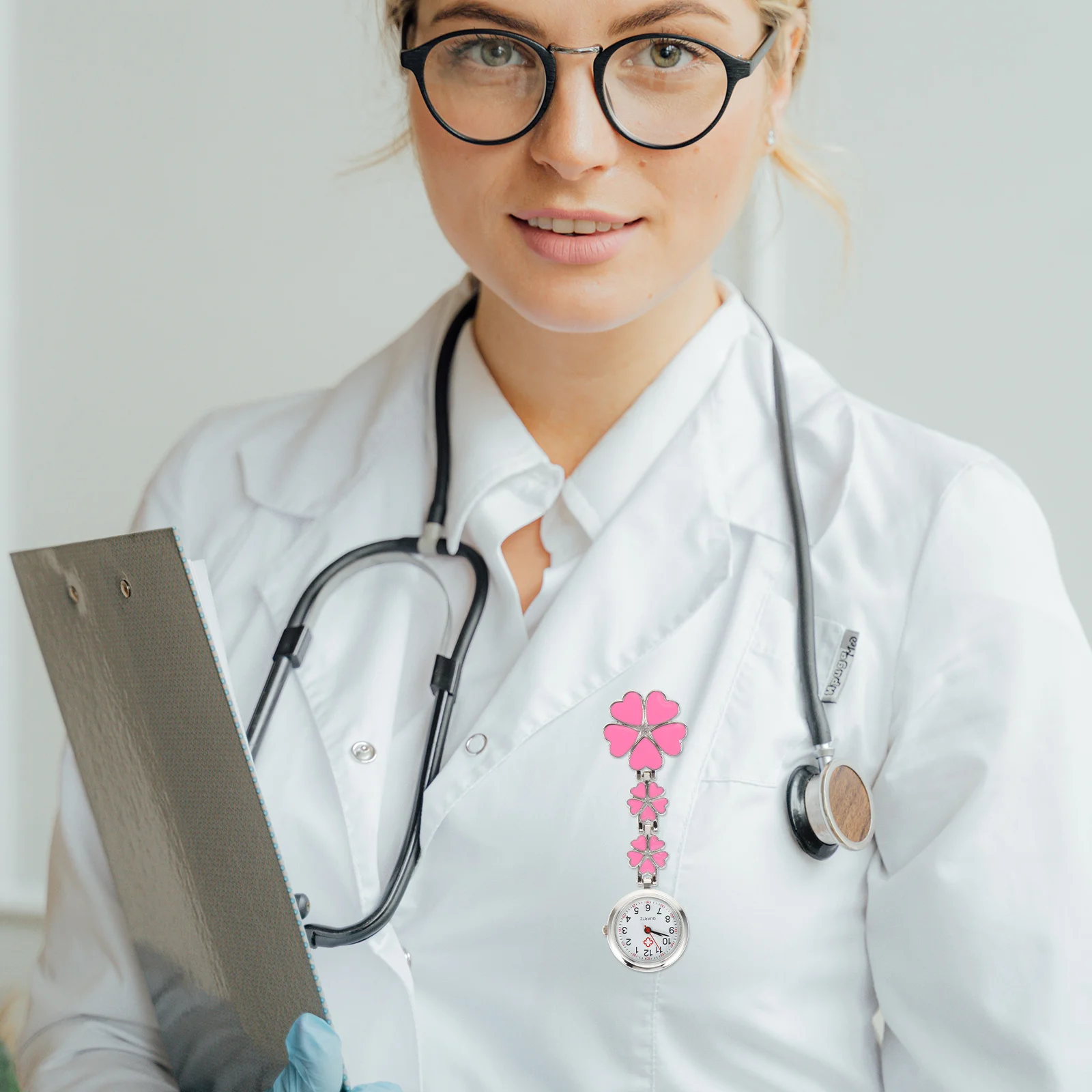 

Nurse Pocket Watch Mini Hanging Watch For Women Nurse Doctor Decorative Medical Timepiece Fashion Gift Zinc Alloy Dainty Round