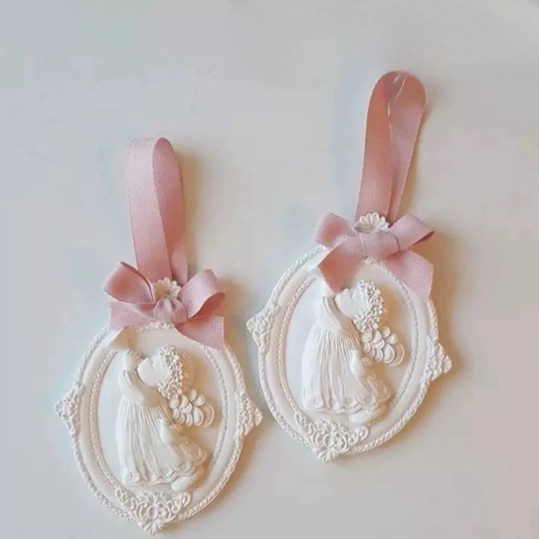 Hanging Angel Silicone Mold Oval Shaped Gypsum Hanging Wax Sheet With Hole Plaster Moulds