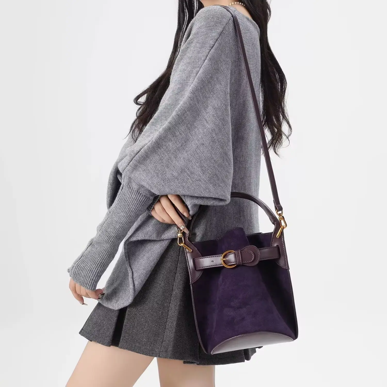 Advanced purple velvet bucket bag for women's new commuting trend single shoulder crossbody bag view 3