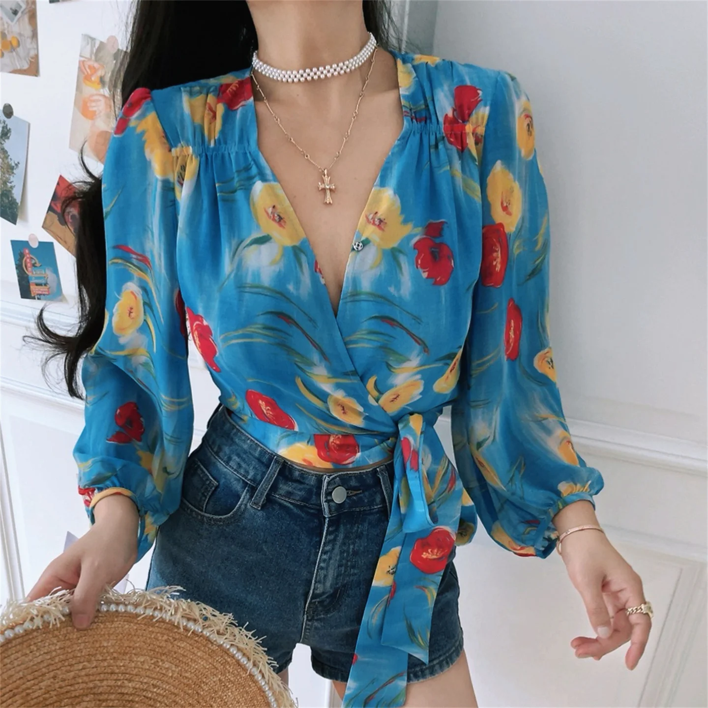 

Весенне-летняя праздничная рубашка Chenopod2026 с V-образным вырезом, поясом на талии, рукавами-фонариками, цвета Sea Salt Pansy, женская, приталенная, из полиэфирного волокна