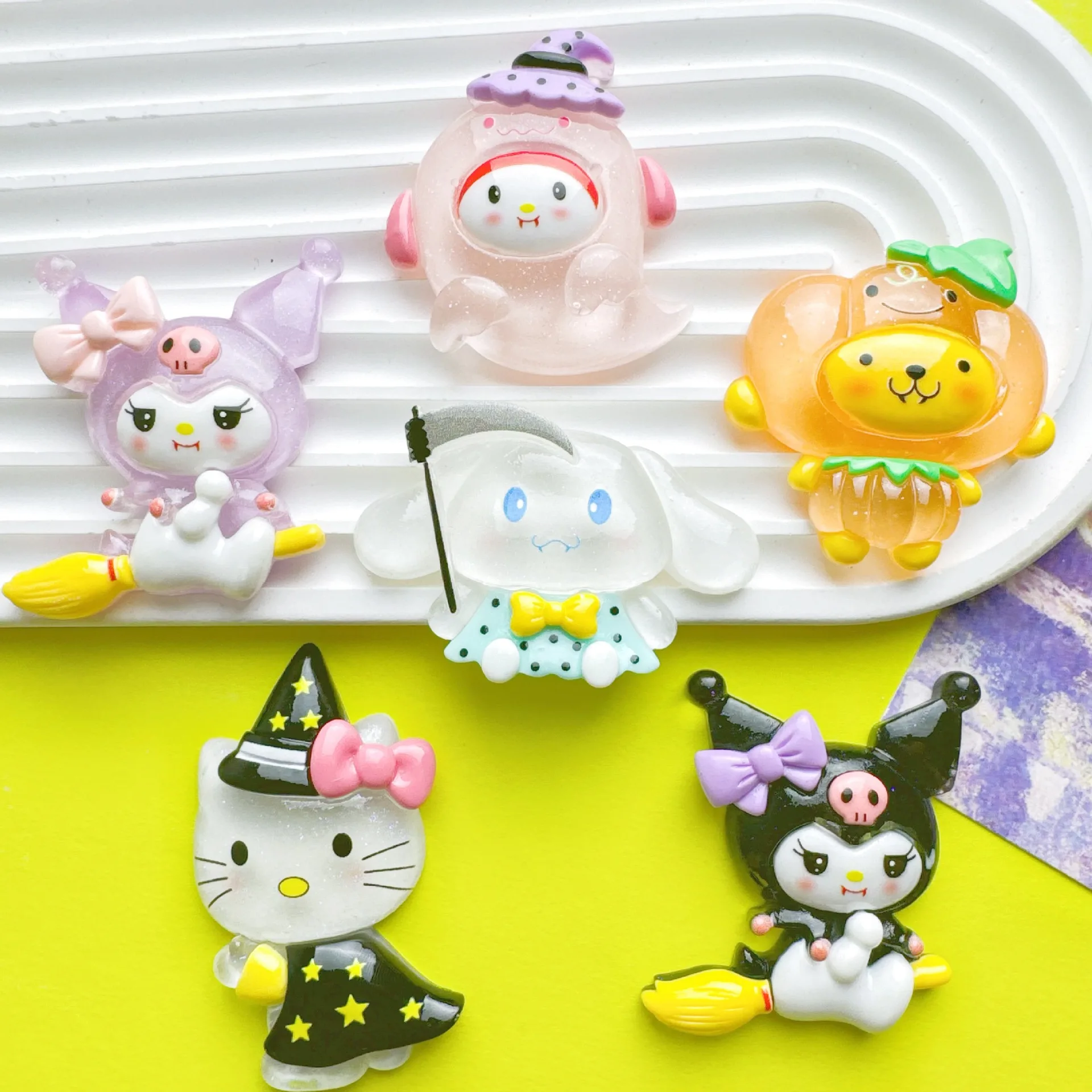 

Miniso мультфильм большая карта светящиеся Хэллоуин Sanrio аксессуары из смолы DIY заколка для волос ручной работы брелок орнамент