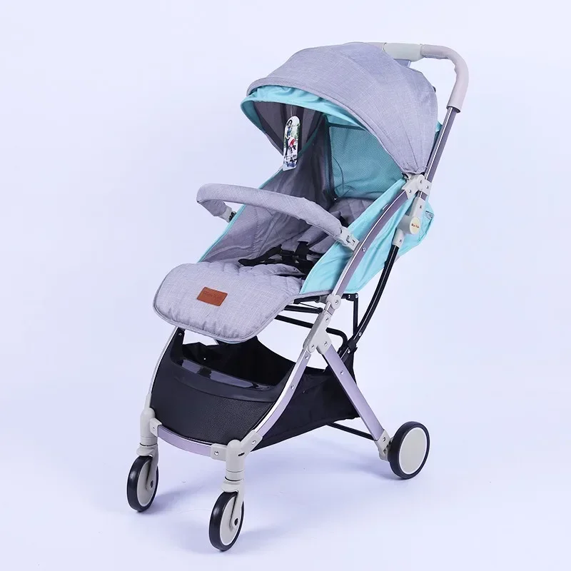 

High View Stroller Ultra-light Portable Four-wheeled Pocket Cart You Can Lie Down and Get on The Plane with One Button.