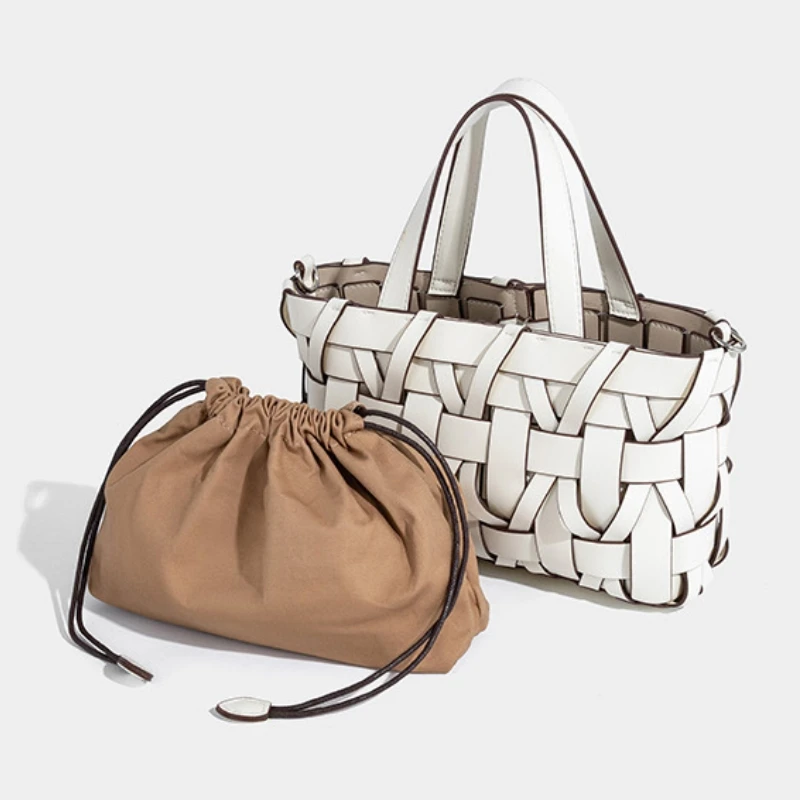 Fashionable Soft Leather Woven Handbag Luxury Designer Hollow Out New Fashion Single Shoulder Crossbody Bag with Inner Pocket