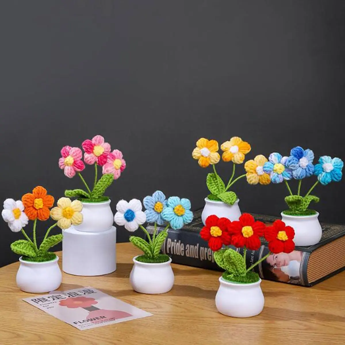 

Handmade Crochet Flower Ornaments Christmas Cute Small Flower Decoration 2025 Valentine's Day Wedding New Year Party Decor Gifts