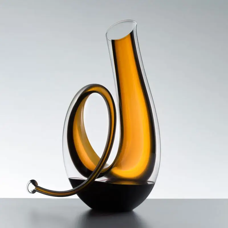 الدورق النبيذ الأحمر والأبيض الدورق على شكل خاص الراقية الخفيفة الفاخرة اليدوية الدورق المنزل