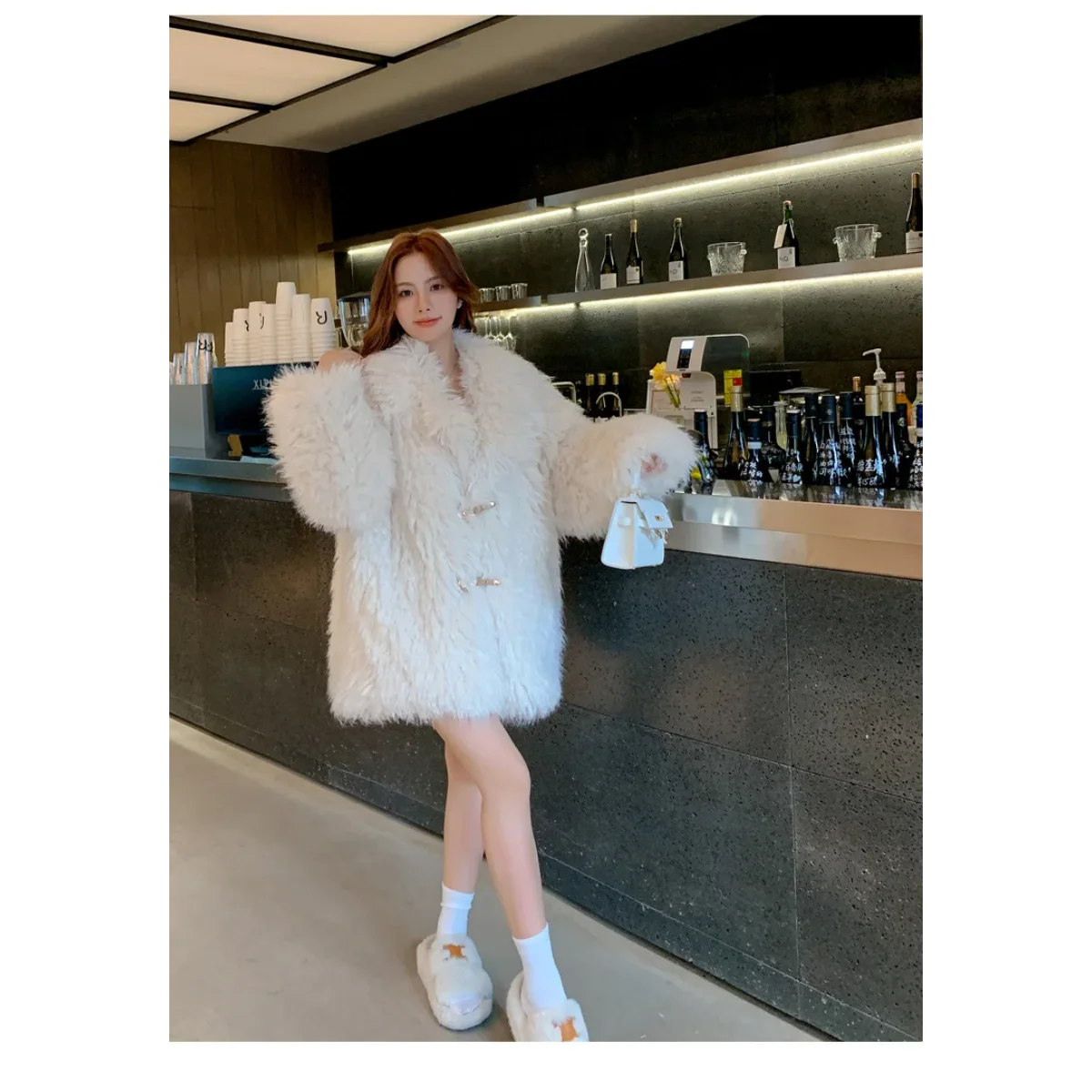 

Новая осенне-зимняя меховая верхняя одежда, женские пальто из искусственного меха, пальто с отложным воротником и длинными рукавами, однобортные толстые куртки