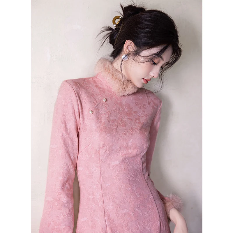 

Розовое зимнее платье Ele Pink: простой дизайн, высокий воротник, длинный рукав, теплое, для свадьбы, помолвки, на каждый день, для новогодних праздников.