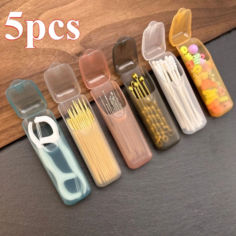 Mini estojo de cotonete de fio dental, caixa de comprimidos compacta portátil com suporte de palito de dente, recipientes em forma de cápsula multicoloridos para cuidados bucais