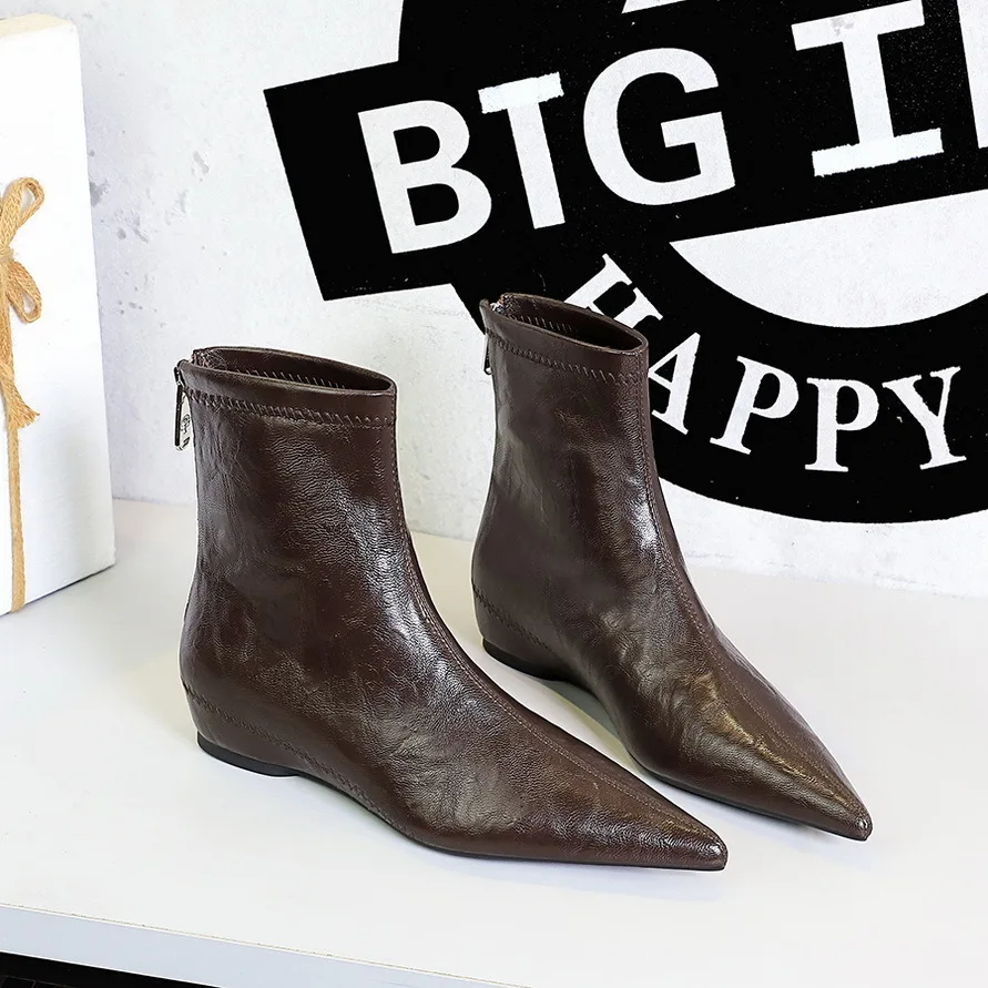 

new pattern Women's shoes Comfortable Low Heel Slope Increased Heel Zipper Tailored Versatile Short Boots fashion women Pumps