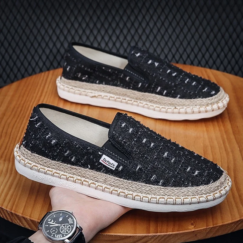 New Espadrilles Men Shoes Casual Breathable SlipOn Sneakers Male Canvas Shoes Summer Classic Men Driving Shoes Loafers for Men