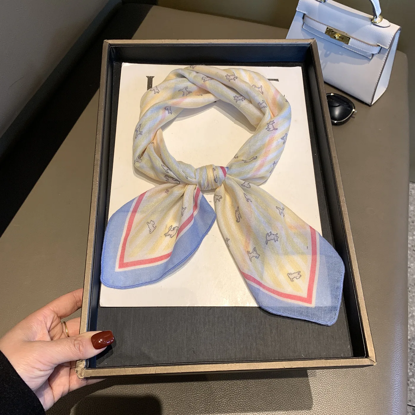 

2026 New Printed Cotton and Linen Square Scarf Retro Korean Cashew Flower Scarf Women's Breathable and Warm Small Scarf 58