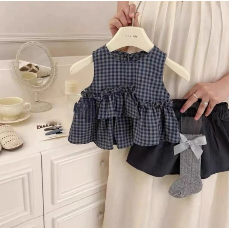 

Girls' forest-style summer outfit new model children's irregular plaid vest top and casual shorts two-piece set