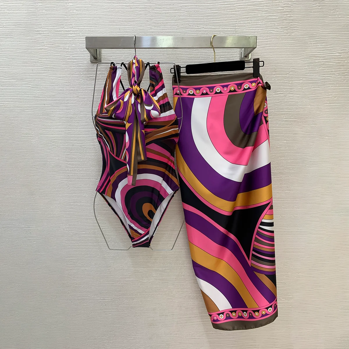 2026 high-quality women's one-piece swimsuit set with neck hanging one-piece swimsuit--hb710