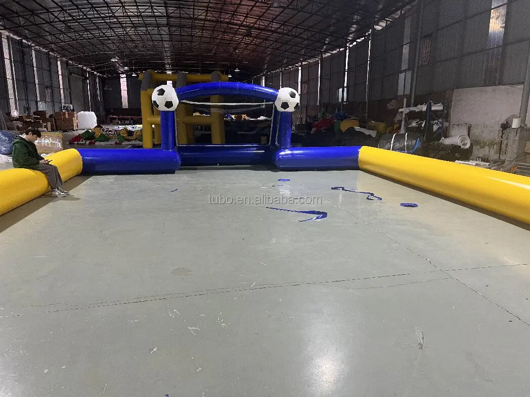 สนามฟุตบอลเป่าลมขนาดใหญ่สำหรับกีฬาเชิงพาณิชย์กลางแจ้งแบบกำหนดเอง สนามแข่งขันกีฬา สนามฮอกกี้ยักษ์ สนามฟุตบอล