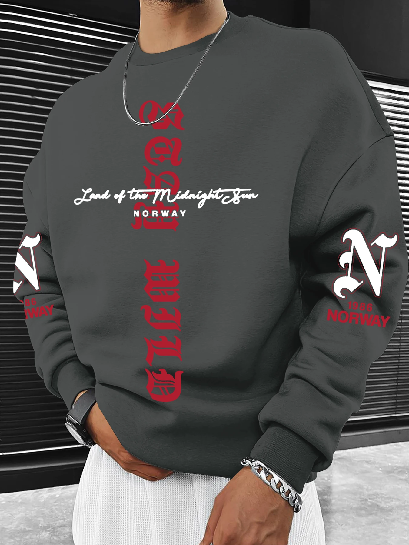 Herren Oversize-Sweatshirt mit überschnittenen Schultern, Vintage-Norwegen-Textdruck, Hip-Hop-Freizeitpullover – Detail 6