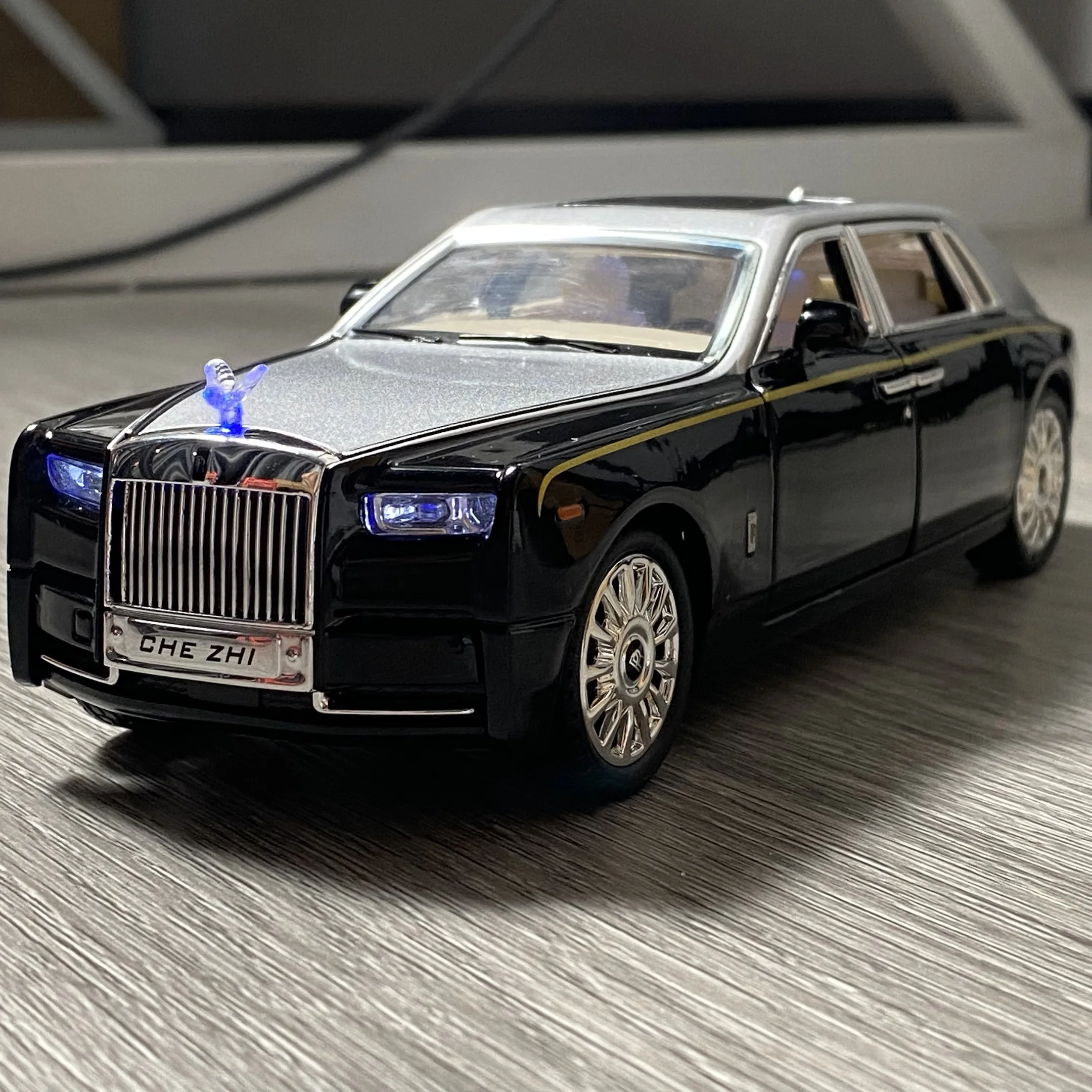 1:24 ロールスロイスファントムマンソリー合金車ダイキャスト