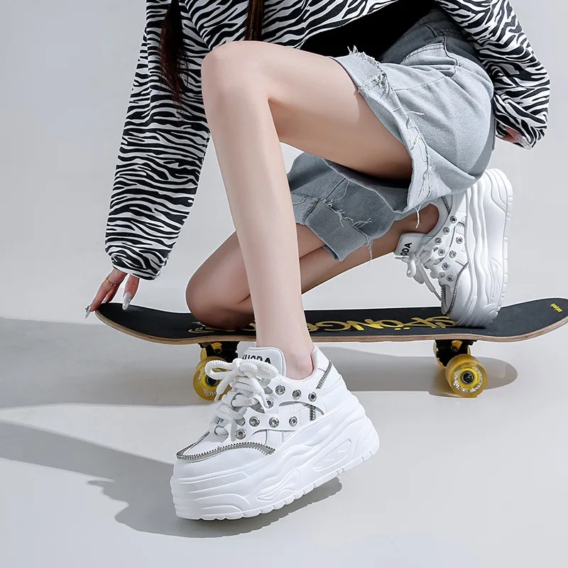 النساء 8 سنتيمتر منصة أحذية رياضية حذاء قماش 2026 الخريف الدانتيل يصل مكتنزة مبركن أحذية التزلج النساء تنفس الراحة أحذية رياضية #1