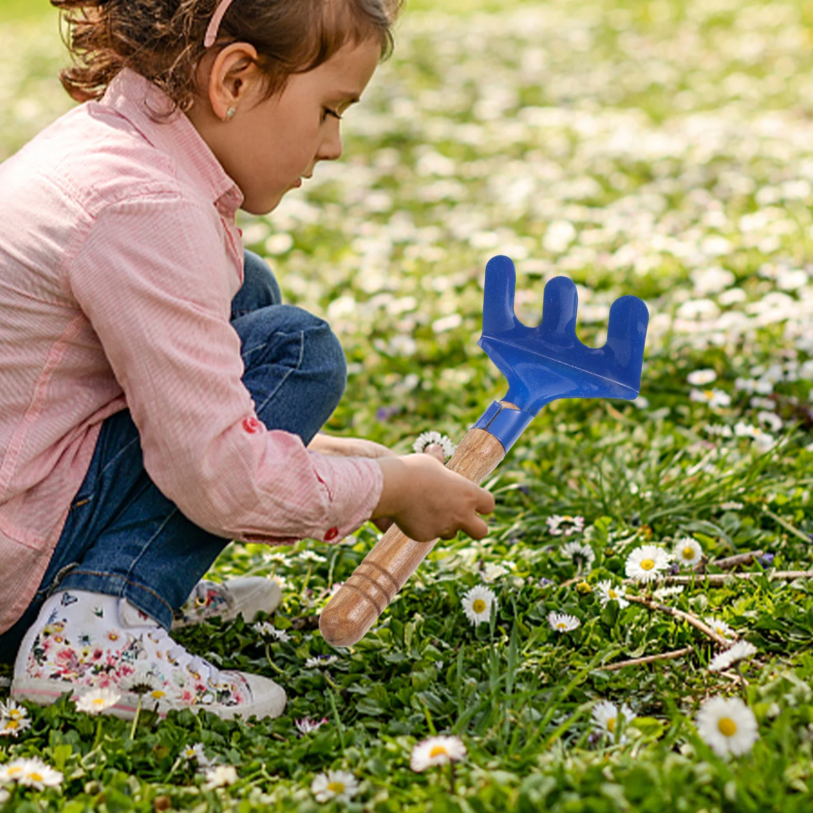 

6Pcs Kids Garden Tools Set Includes Iron Shovel Trowel Rake Wooden Handle Bright Color Mini Garden Tool Outdoor Family Activity