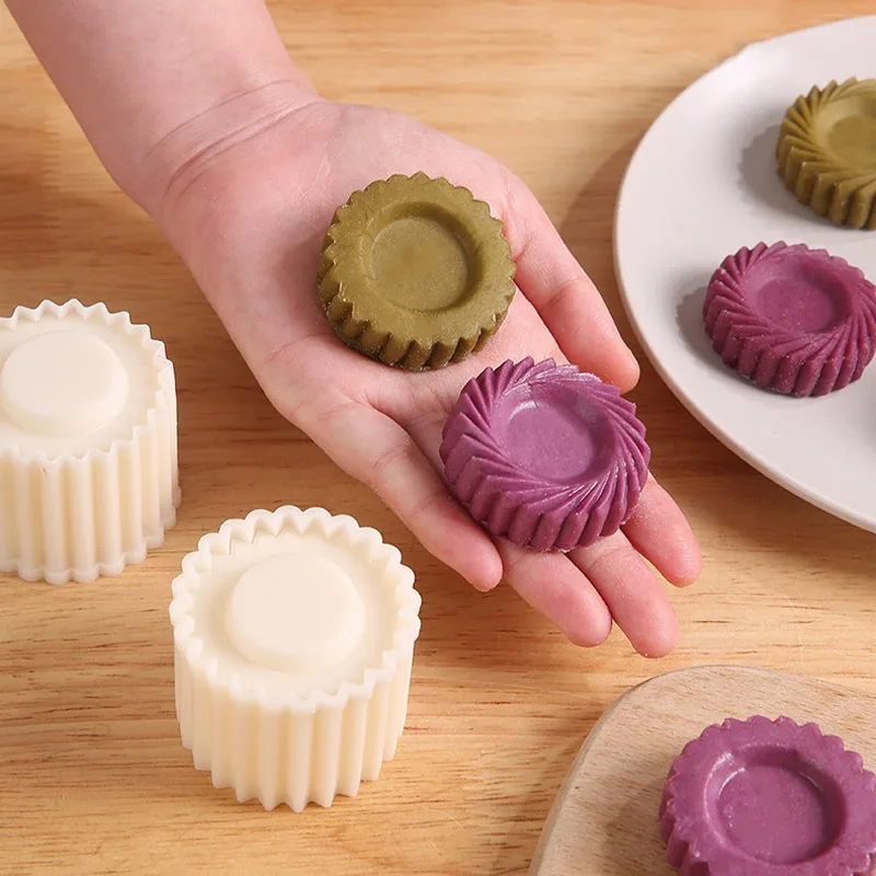Doppelköpfige Gebäckform mit Sonnenblumenmuster, runde Mondkuchenformen, Pressform für Gebäck, DIY-Dessert-Backwerkzeuge für die Küche zu Hause. – Detail 8