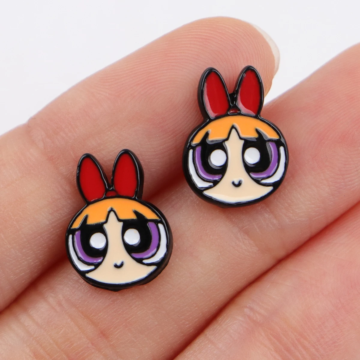 Anting Anak Perempuan Lucu untuk Wanita Anting Kancing Baja Tahan Karat Penjahat Lucu Perhiasan Korea Aksesori Cosplay Hadiah Pesta Mainan Anak-anak