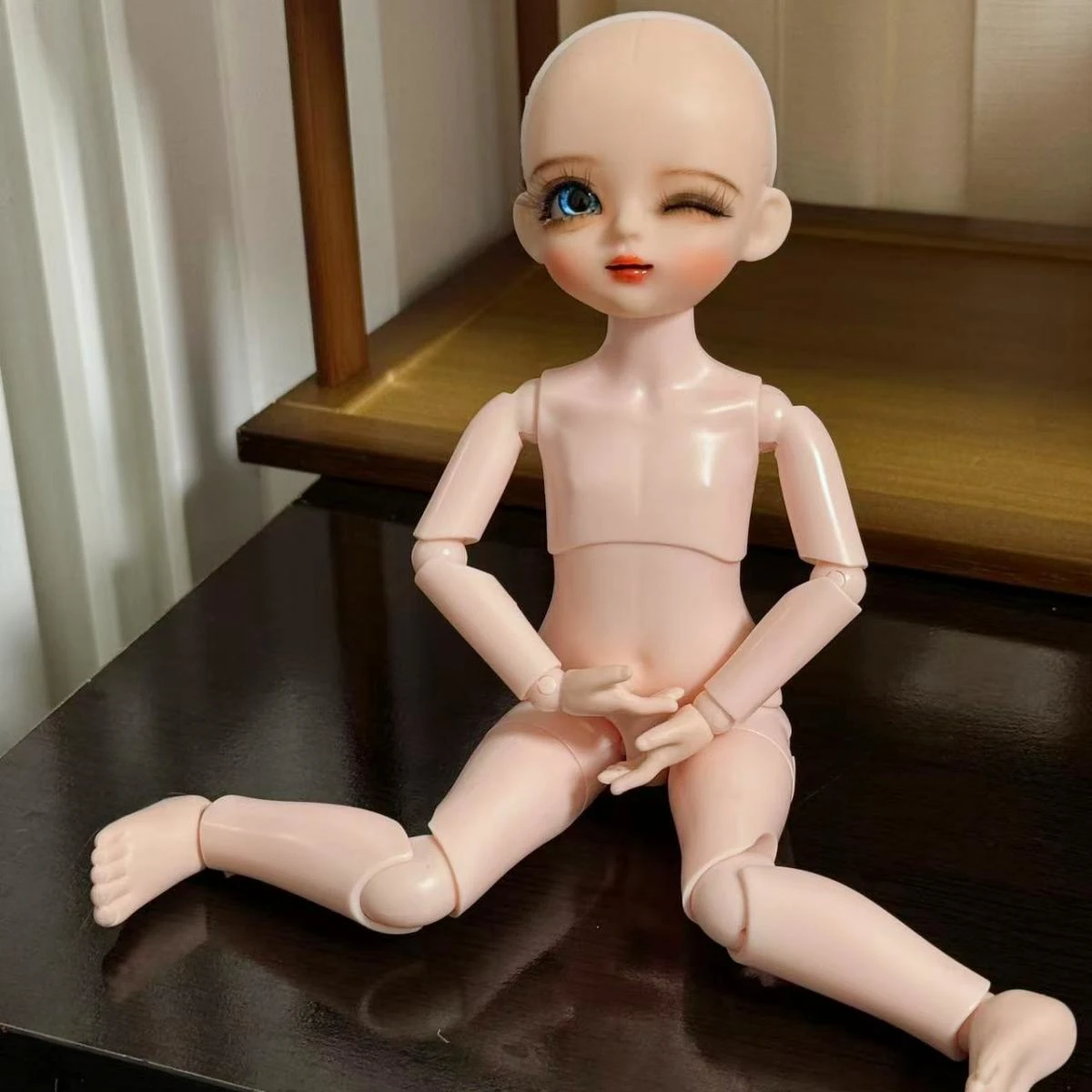 30cm Cute Blink Doll with Four Gestures Fashionable 1/6 BJD Doll Playful Doll Children's Toy Birthday Gift Christmas Surprise