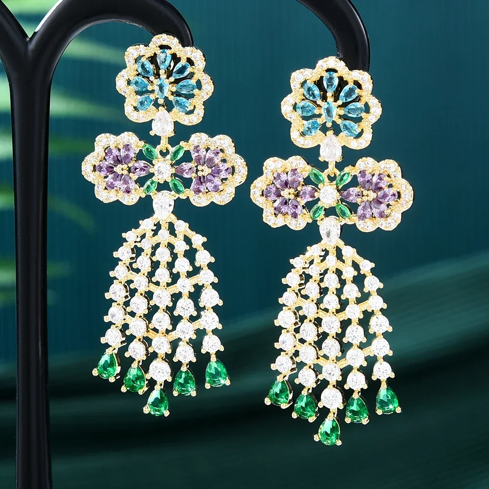 

Soramoore New Luxury Trendy Pendant Earrings Full Micro Elegant Shiny Cubic Zirconia for Women Bridal Wedding Party Jewelry