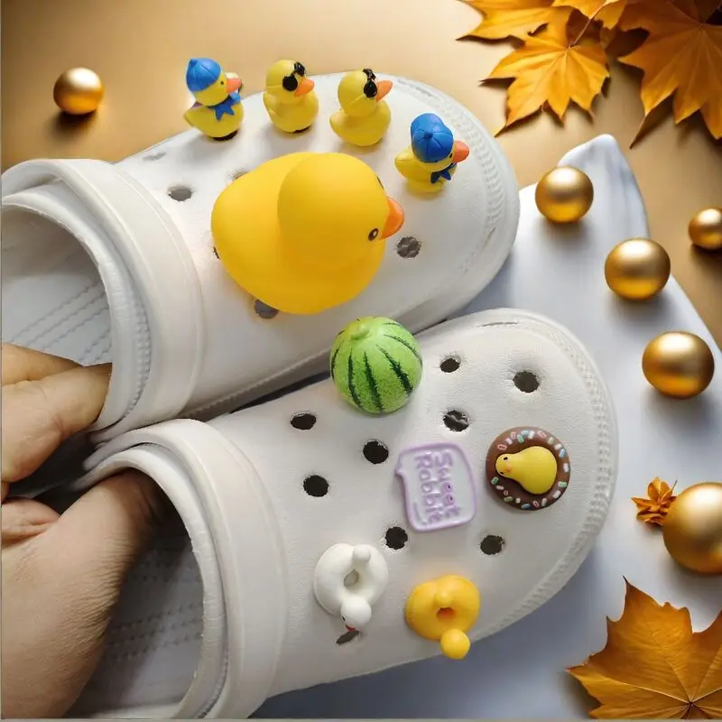 Whole Set Hot Sale DIY Shoes Charms for Night Glow Little Yellow Duck Charms Designer Quality Garden Shoe Decoration Girl Gift