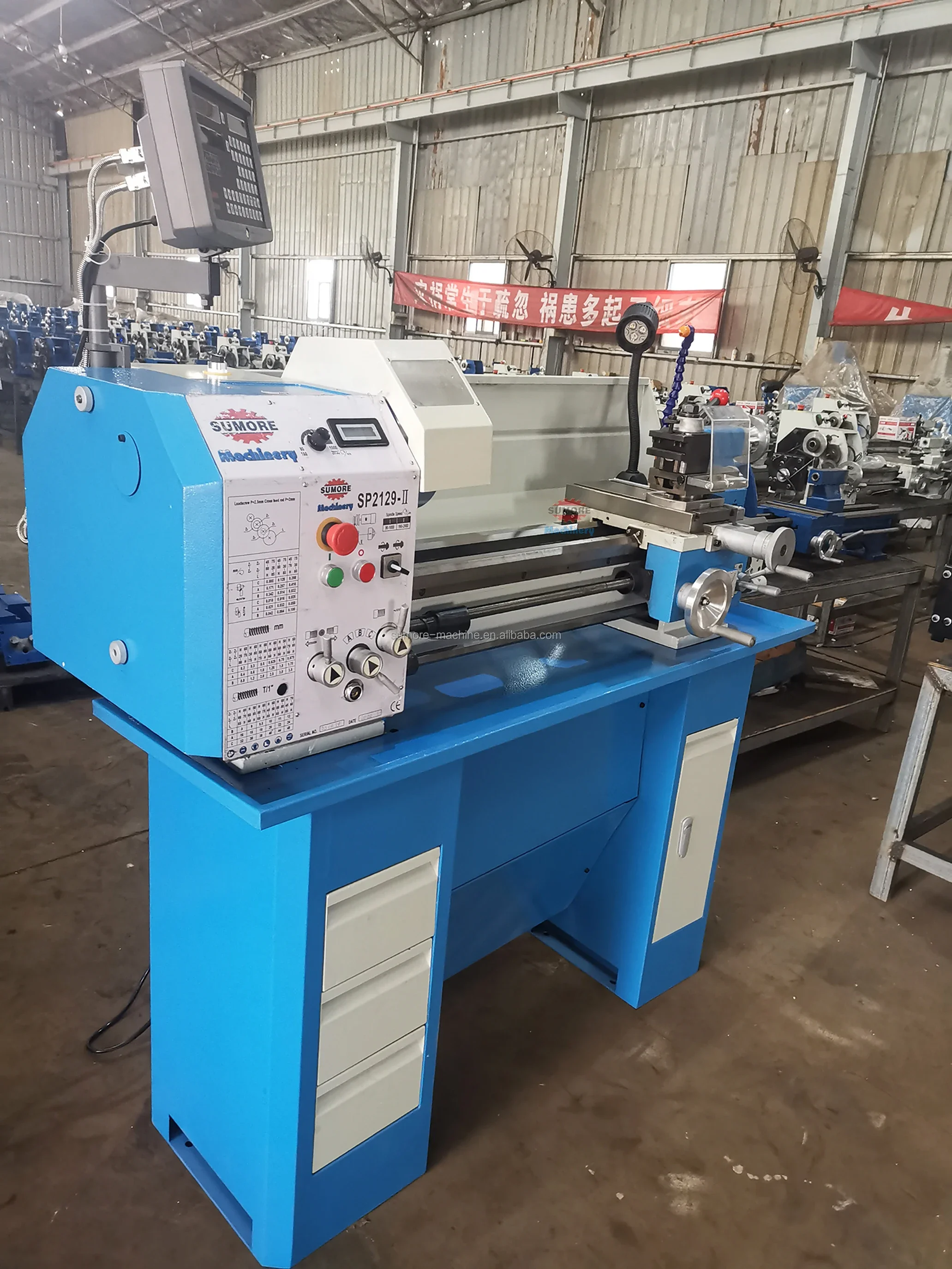 SUMORE Bench Mini Lathe Machine 700mm Horizontal Manual Metal Lathe Variable Speed Horizontal Lathe Price SP2129-II