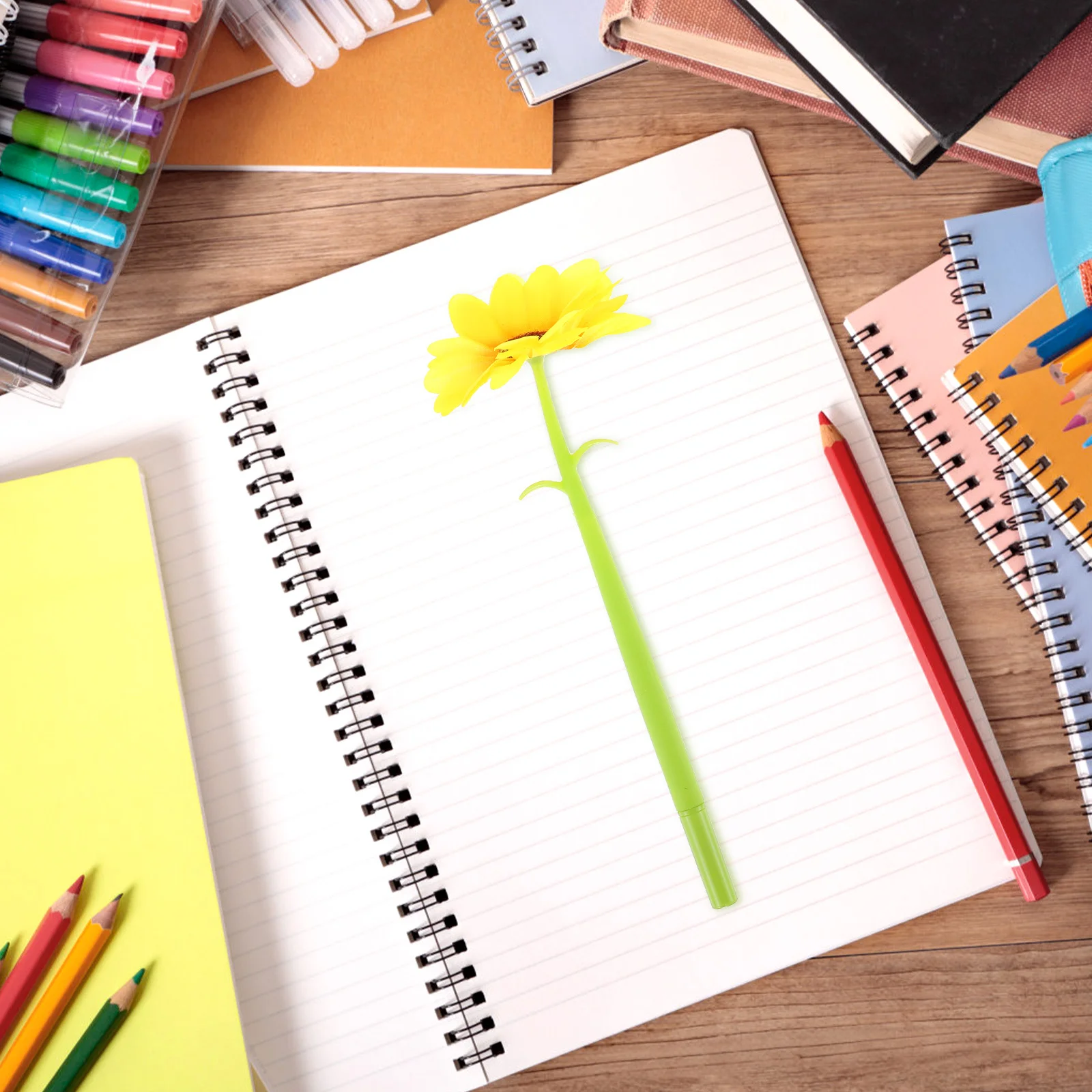 4pcs Neutral Pens Simulated Sunflower Design Smooth Writing Fine Tip Ink Pens For Office Students Stationery Supplies