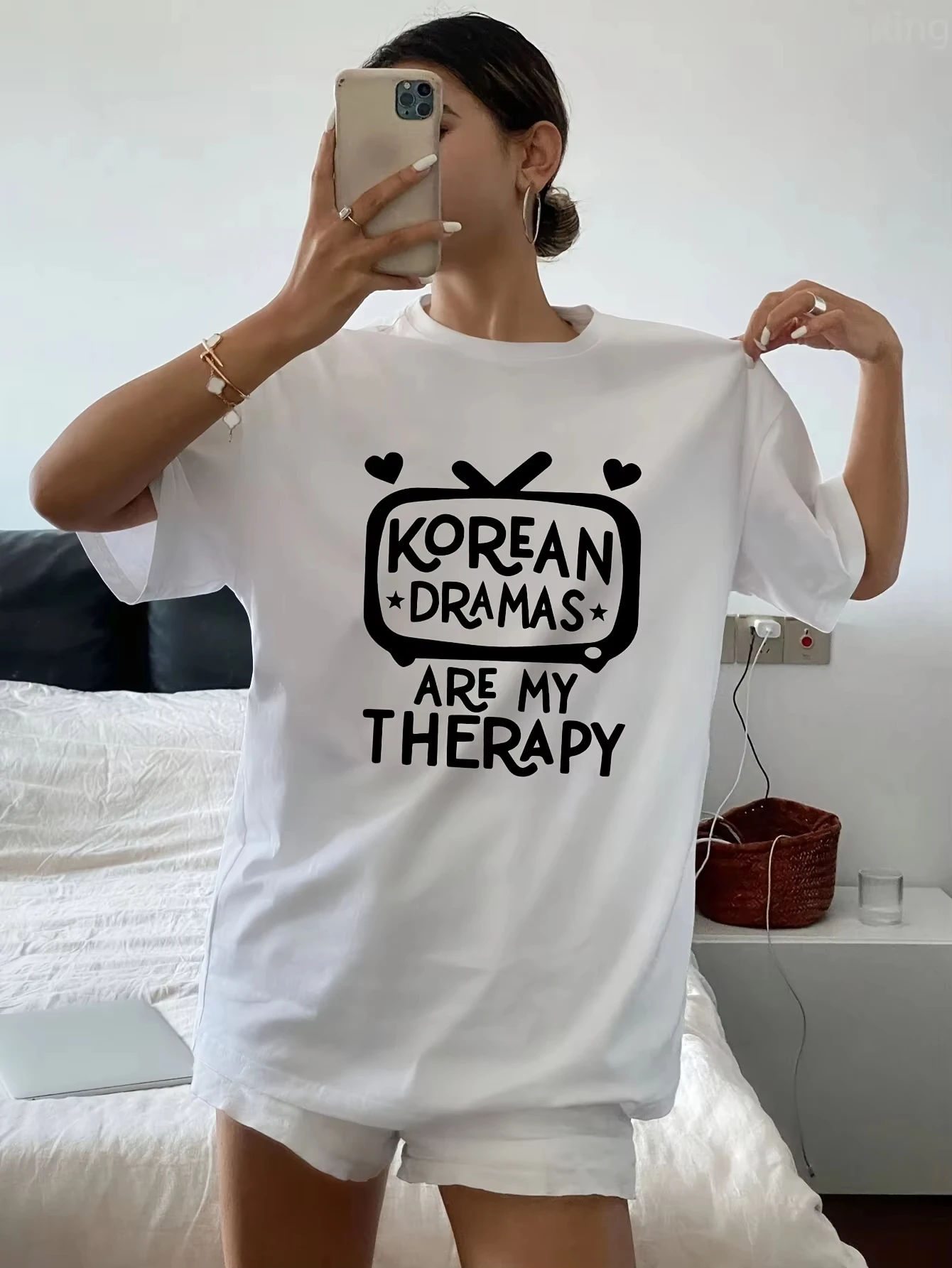 

Женская корейская футболка Dramas Are My RelaxGraphic с белым рукавом и круглым вырезом, повседневная летняя уличная одежда в стиле Харадзюку с короткими рукавами