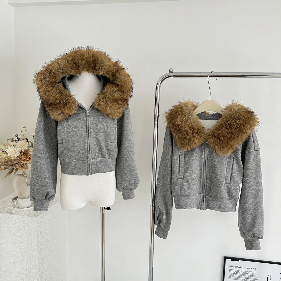 

Women's Autumn Winter Faux Fur Hooded Long Sleeve Short Jacket Lady Casual Streetwear Zip Up Slim Short Outwear