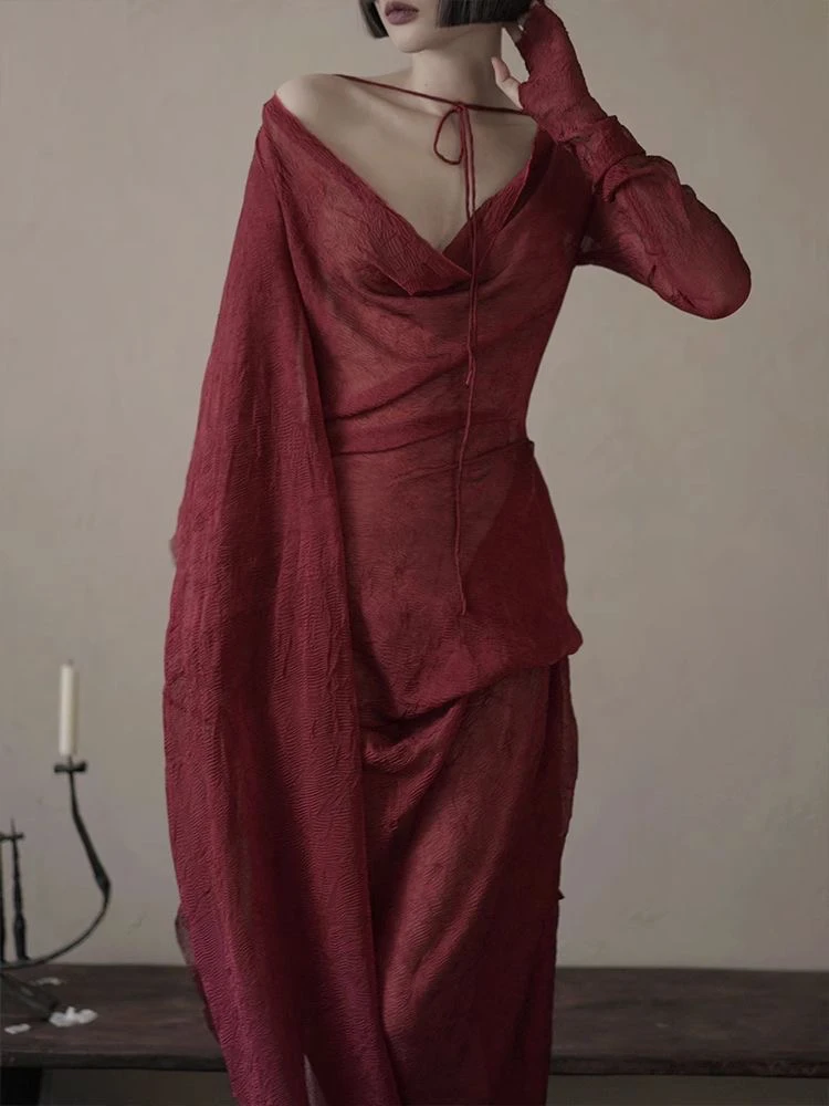 

Minimalist Style Asymmetric Pleated Swing Collar Dress for Women2024New Autumn French Style Red Elegant Goddess Long Dress