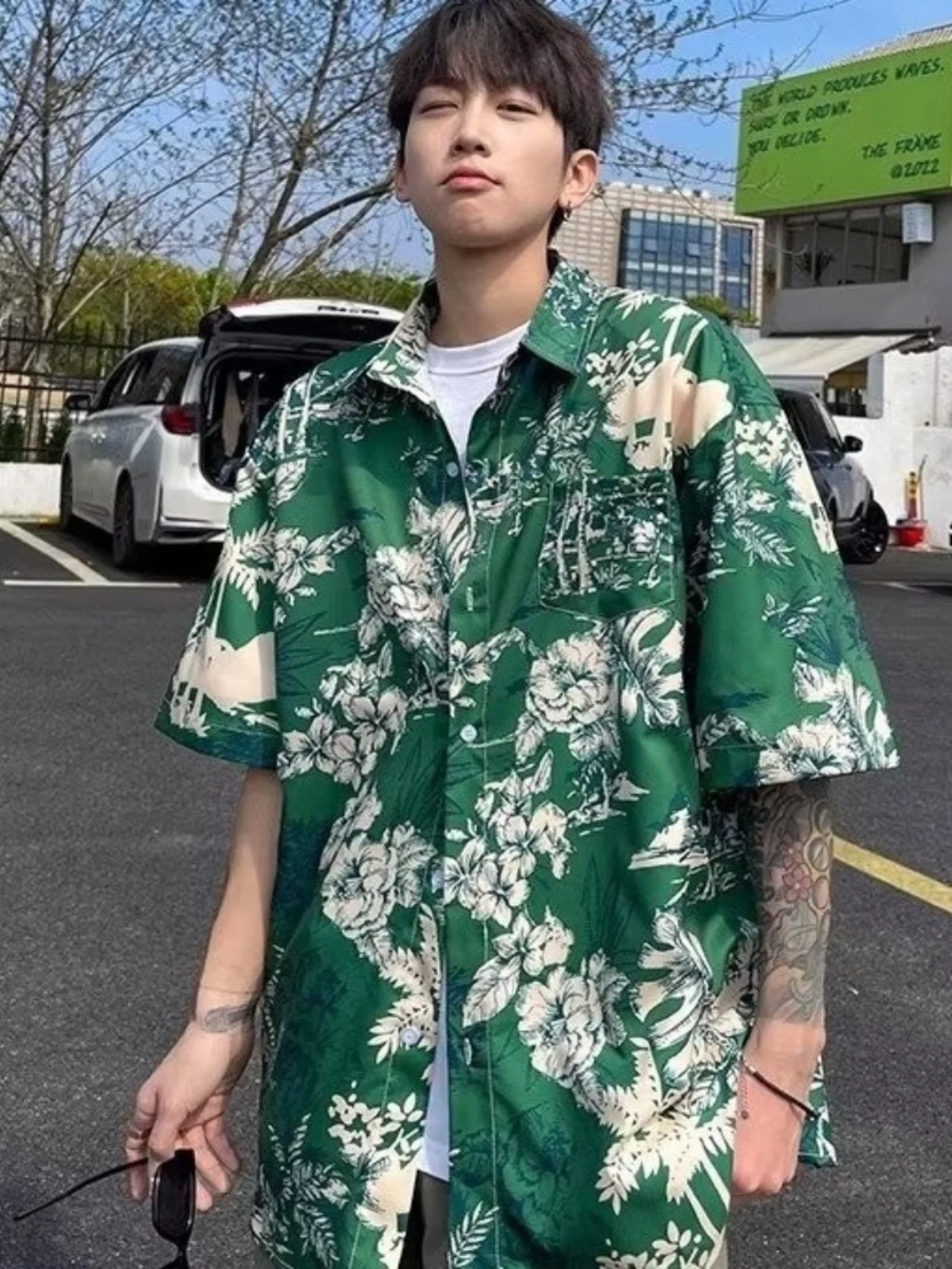 Water-Based Tie-Dye Floral Ice Silk Shirt Men's Loose Fit Summer Short Sleeve Thin Style Hawaiian Shirt Breathable Lightweight