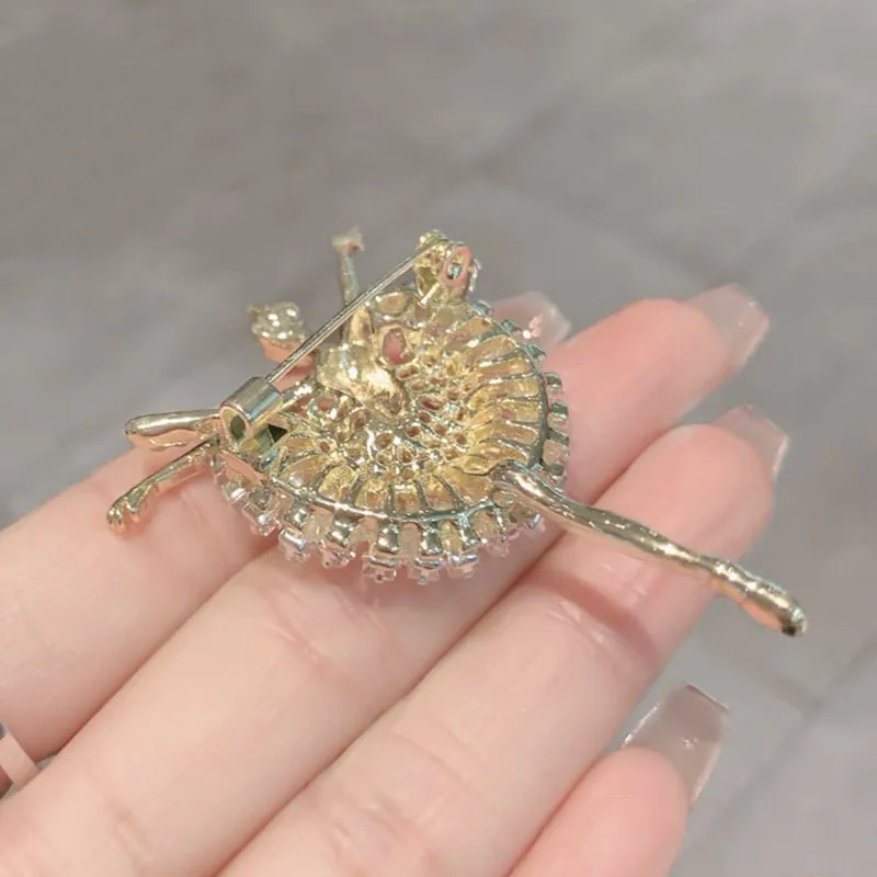 Ballerina Beautiful Ballet Girl Brooches Shiny Full Rhinestone Gold Color Graceful Dancer Hijab Pins Brooch Accessories Jewelry