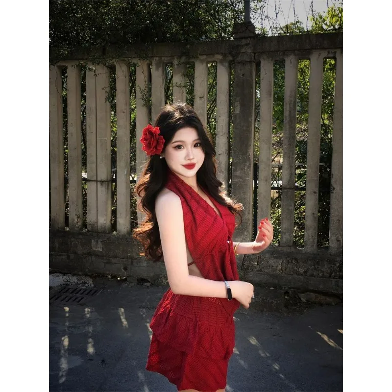

Plus-size Girl with Red Design Summer Vacation Style Two-piece American Sexy Halter-neck Vest Slimming and Waist-cinching Skirt