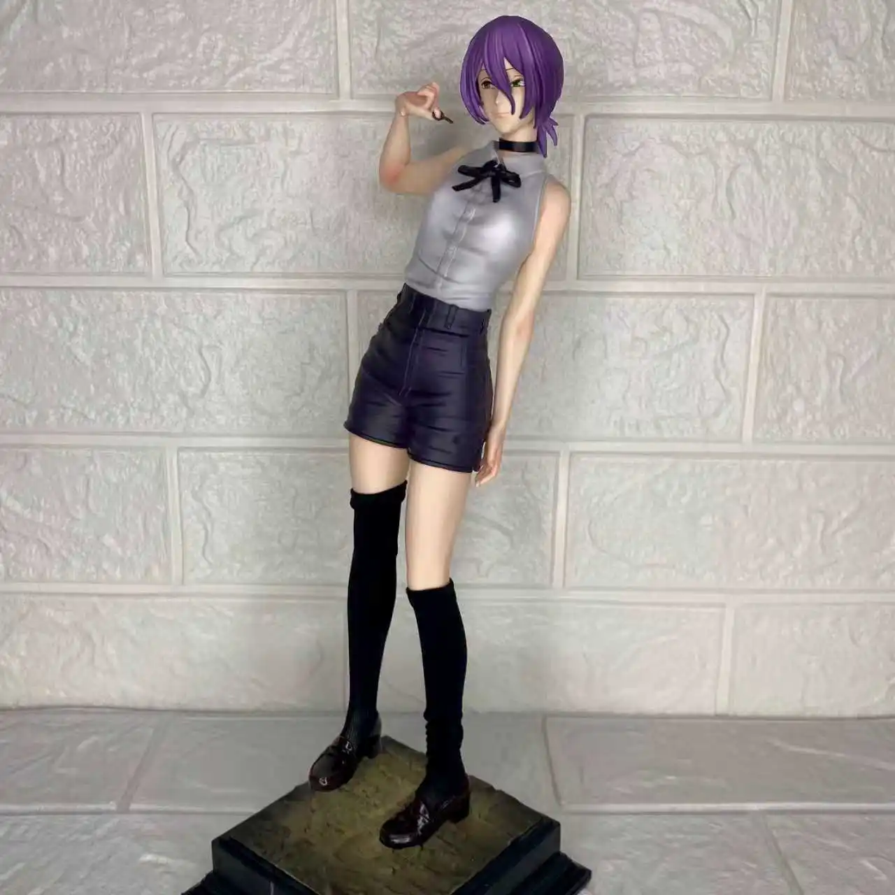 منشار سبوت، منشار كهربائي، ليز بوم شيطان، أنيمي، أنيمي وحلي فتاة جميلة