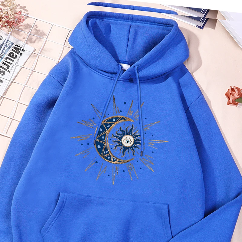 Moon And The Eye Of The Sun Printing Male Hoodies Cotton Causal Sportwear Everyday Versatile Sport Shirts Essential Comfy Tops