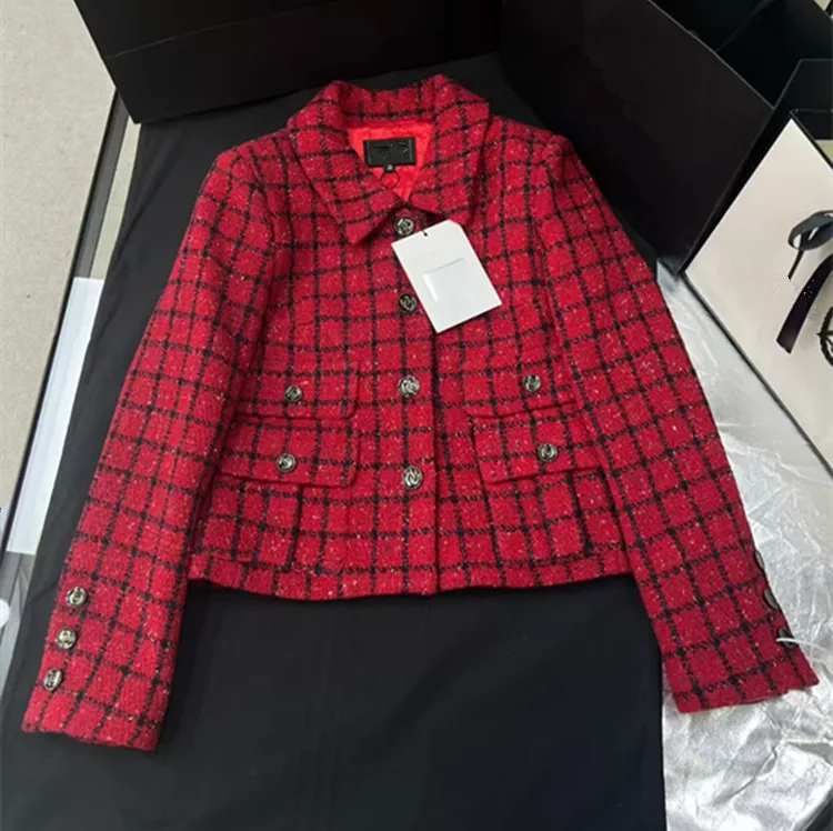 

Customization European women's clothing - new summer styles for 2026 Long-sleeved pocket red single-button tweed coat skirt suit