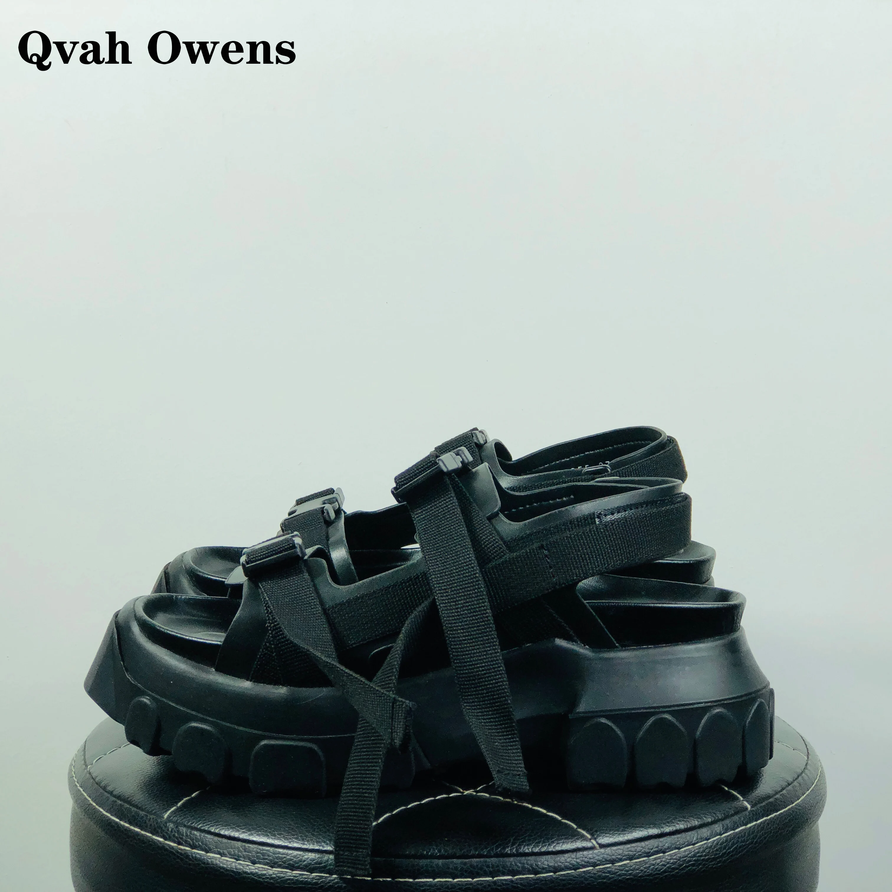 Qvah Owens Mannen Casual Platform Sandalen Lederen Luxe Trainers Hoogte Toenemende Vrouwen High Street Zomer Zwarte Schoenen