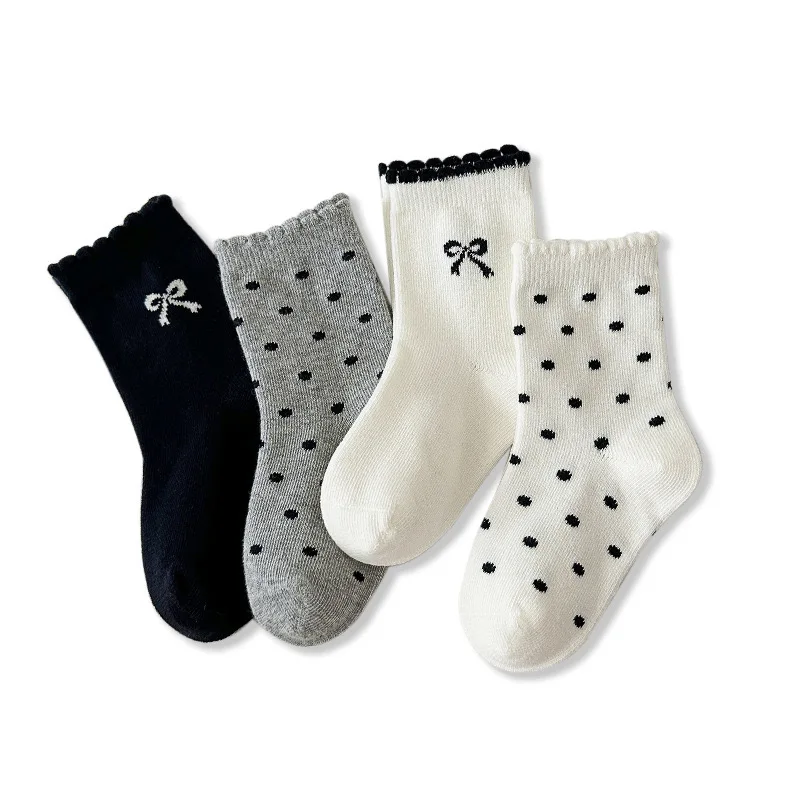 4 أزواج من جوارب الأطفال للفصول الأربعة جوارب قطنية للفتيات نمط لطيف على شكل فيونكة للأطفال جورب الأميرة باللون الأسود والأبيض على الطراز الكوري للأطفال #5