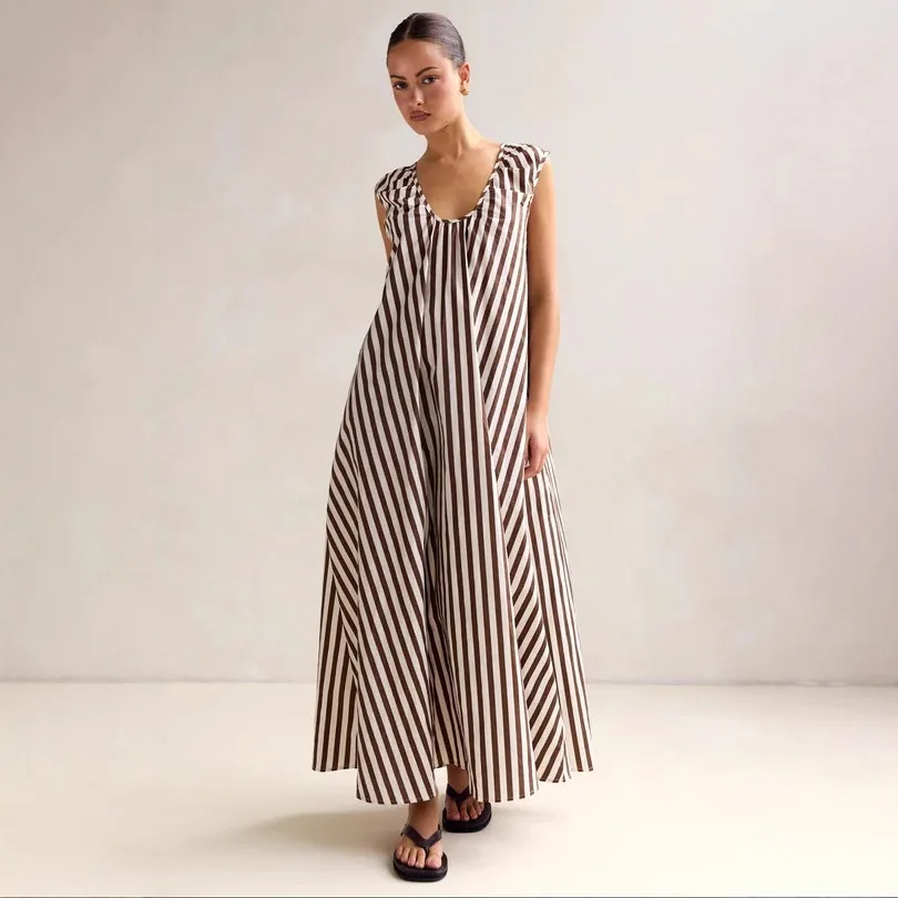 

2026 Summer Sleeveless Hollow Tank Long Dress Casual Printed Loose Beach Dress Elegant High Waist Swing Holiday Women Maxi Dress