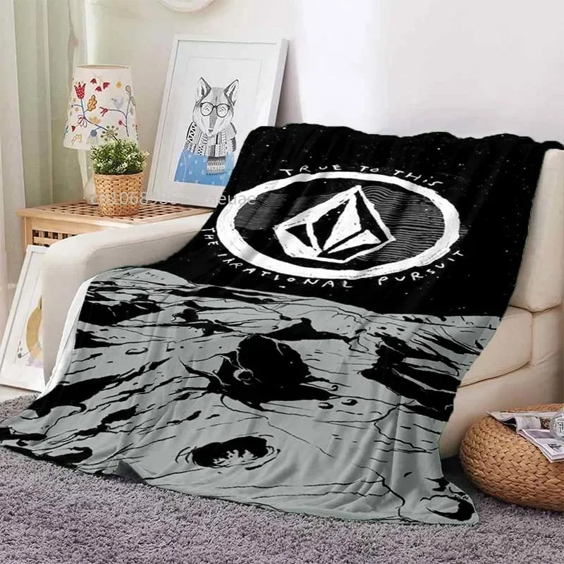 V-VOLCOM LOGO Printed Flannel Blanket Skate Band Lightweight Warm Plush Bed Sofa Chair Blanket