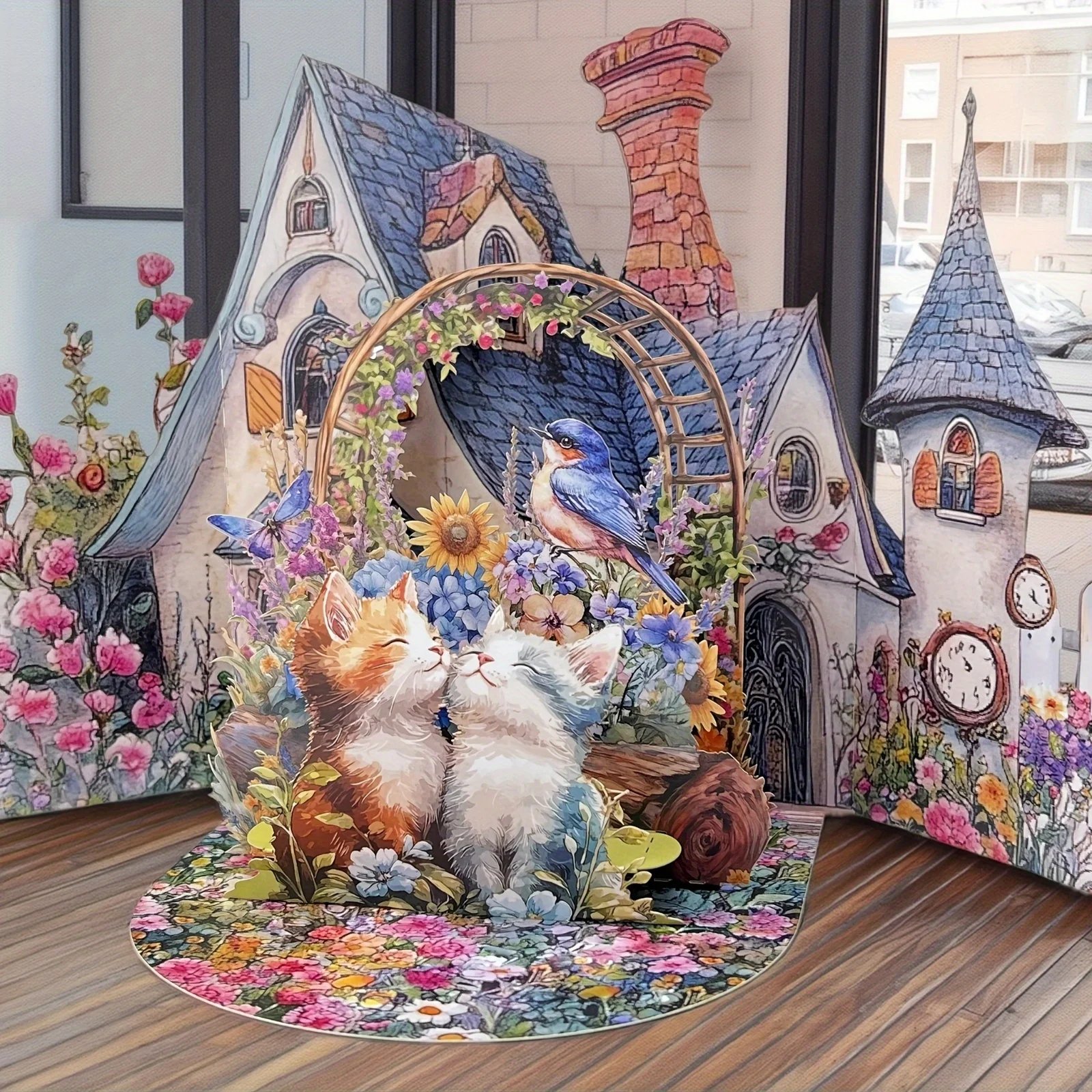 تتميز بطاقة تهنئة ثلاثية الطي مع حديقة مملوءة بالربيع مع قطط رائعة مثالية لإرسال التمنيات الجيدة في أي مناسبة