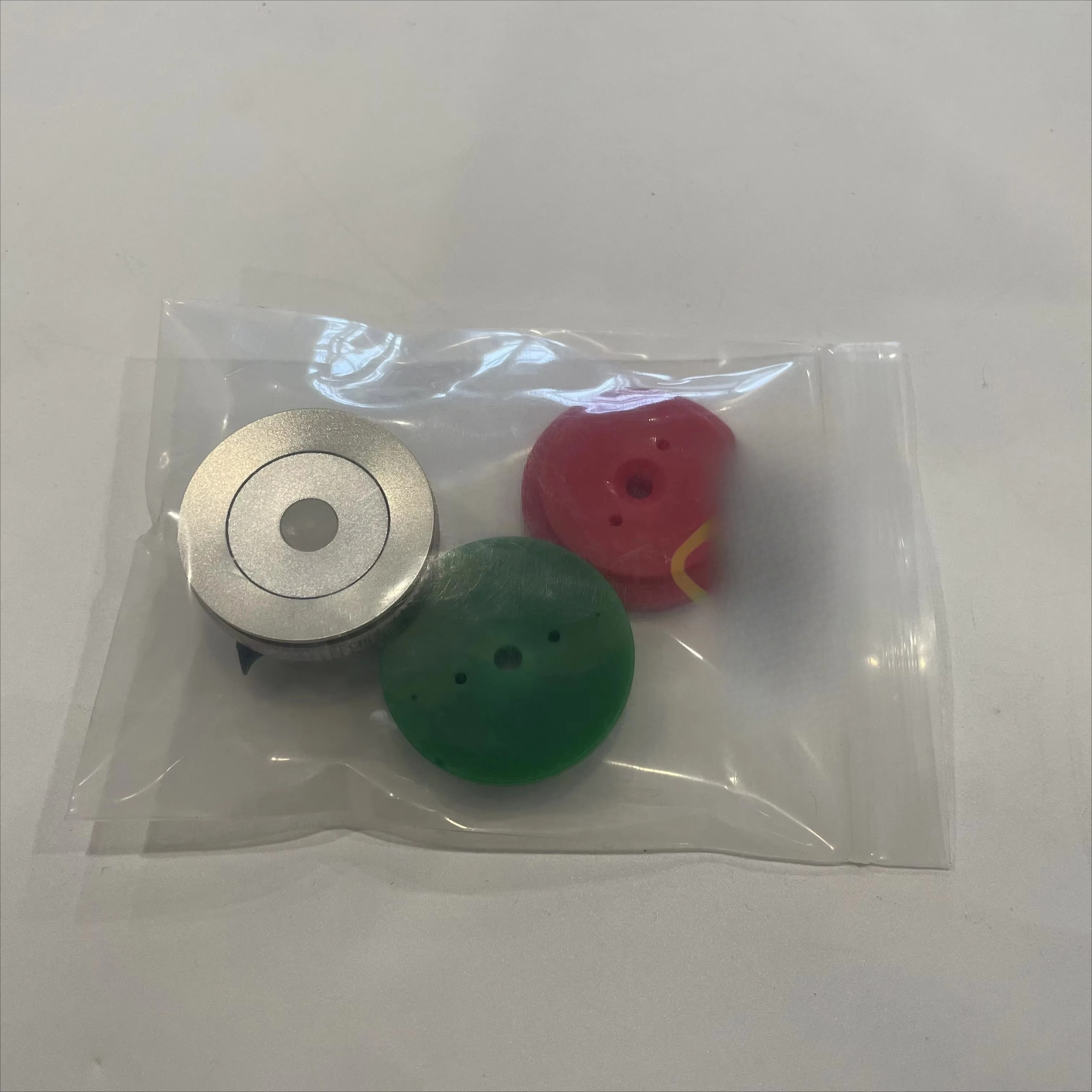 

Above Knee Prosthetic Limb with Self-Suction Metal Valve