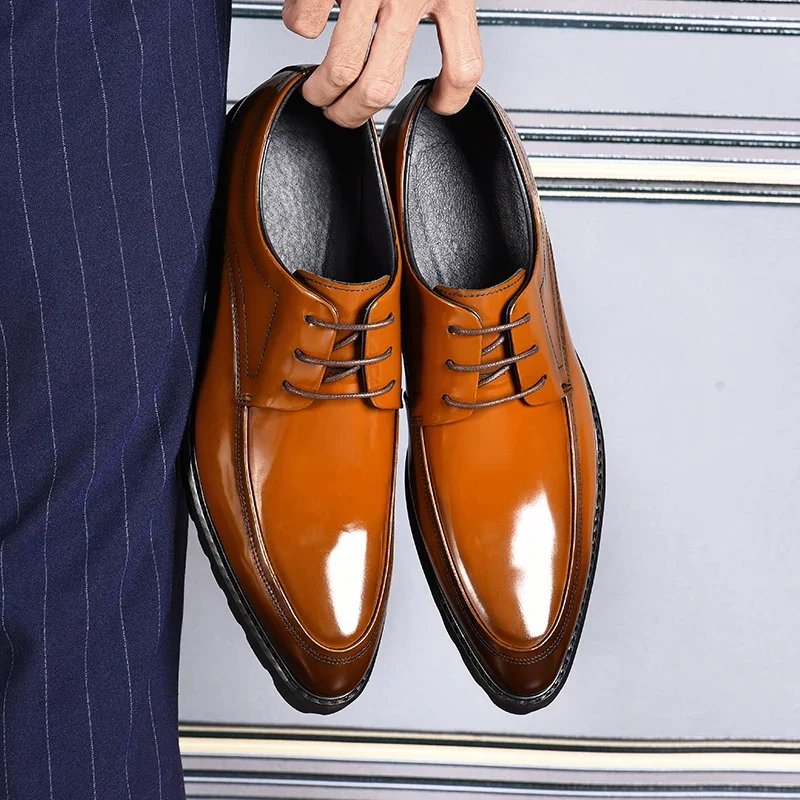 

2024 New Men's Genuine Leather Handmade Lace Up Round Toe Thick Sole Shiny Leather Glossy Surface Wedding Groom's Shoes