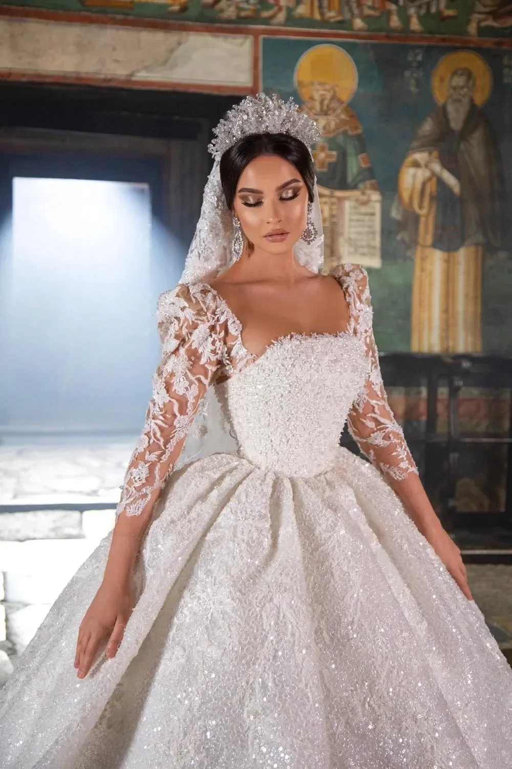 Flavinke مخصص جديد الكرة ثوب الأميرة فساتين زفاف يزين الترتر طويلة الأكمام الدانتيل الكشكشة زي العرائس حجم كبير