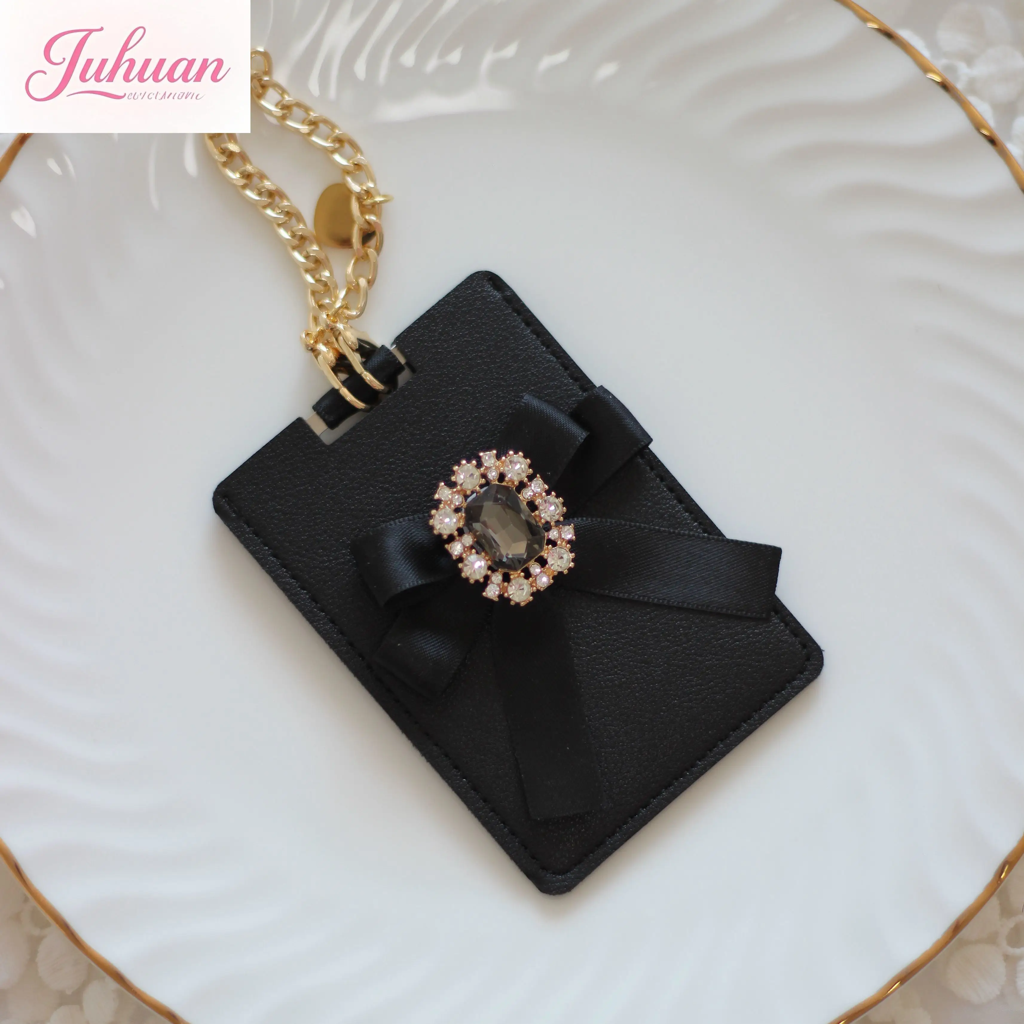New Hand Made Japanese Love Rhinestone Pearl Bow Portable Portable Mini Makeup Mirror Lolita Cute Chain Leather Pendant Women
