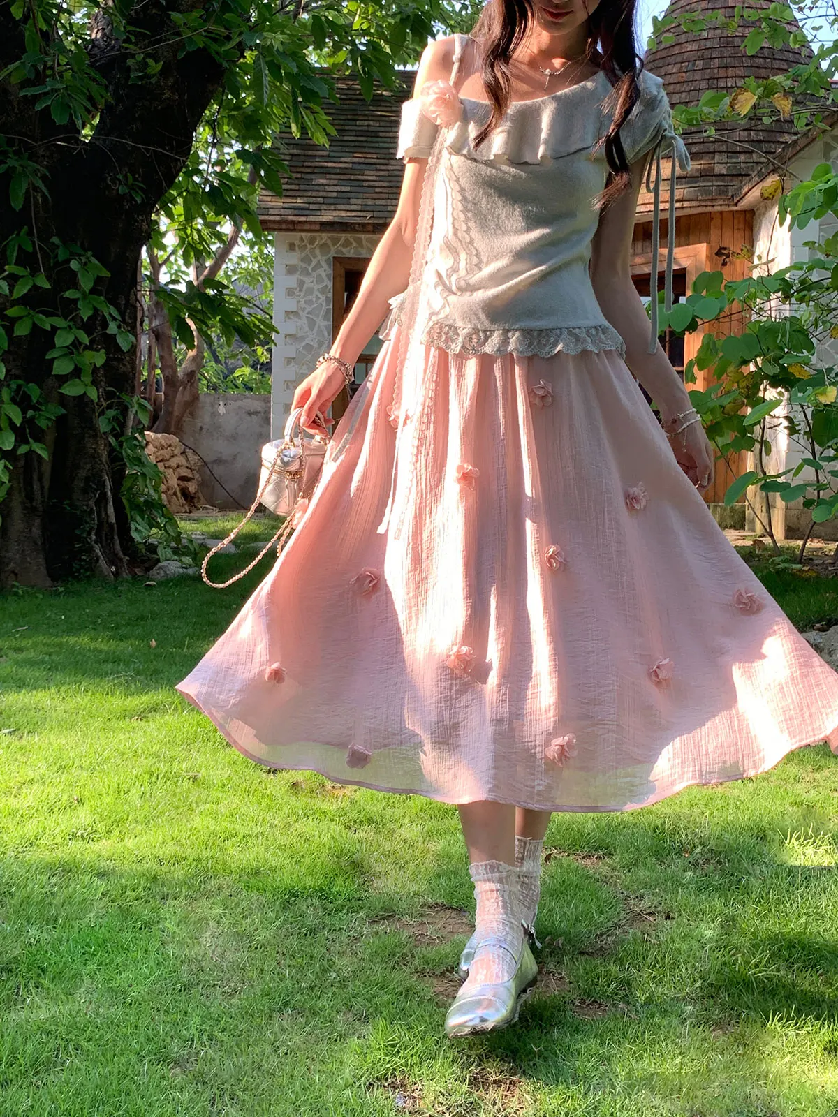 

Летний комплект больших размеров: розовая футболка с открытыми плечами и длинная юбка свободного кроя с декоративным узлом для женщин